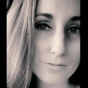 Meet your Posher, Janelle